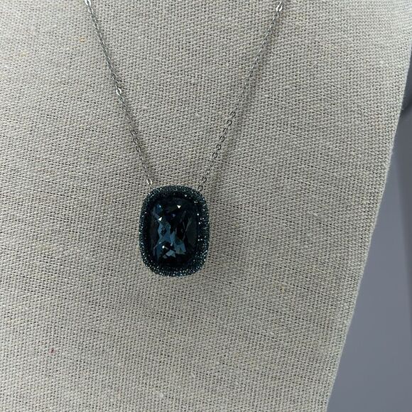Swarovski Blue Crystal Necklace - Picture 3 of 5